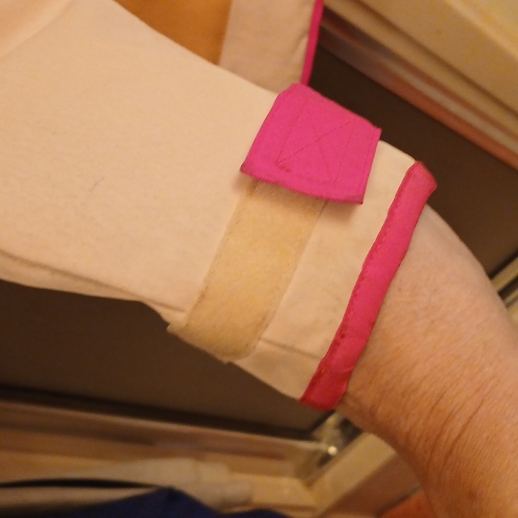 Jordan Jacket with Pink and Gold Accents. Womens‎ Sz.L [Loose Fit] - Picture 6 of 10